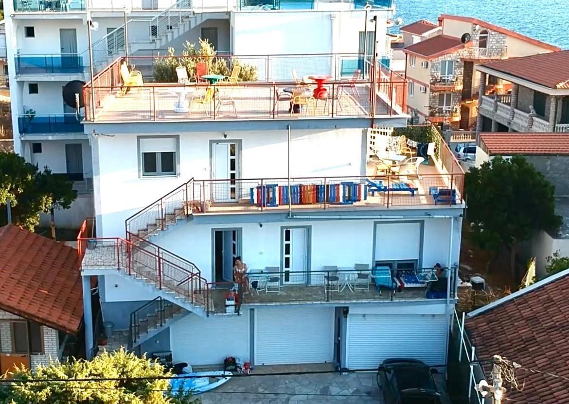 Apartments Apartmani Bojana Утьеха Экстерьер фото