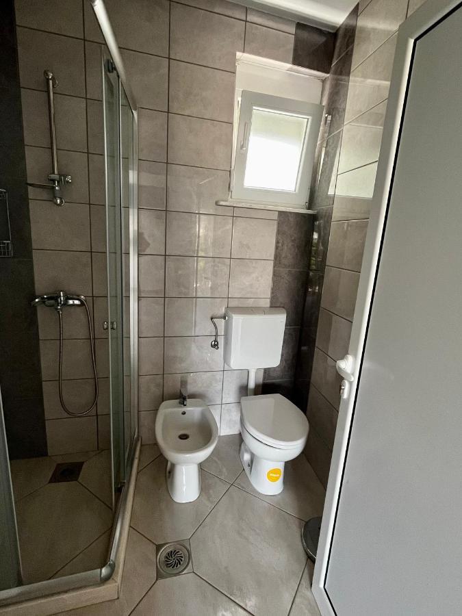 Apartments Apartmani Bojana Утьеха Экстерьер фото